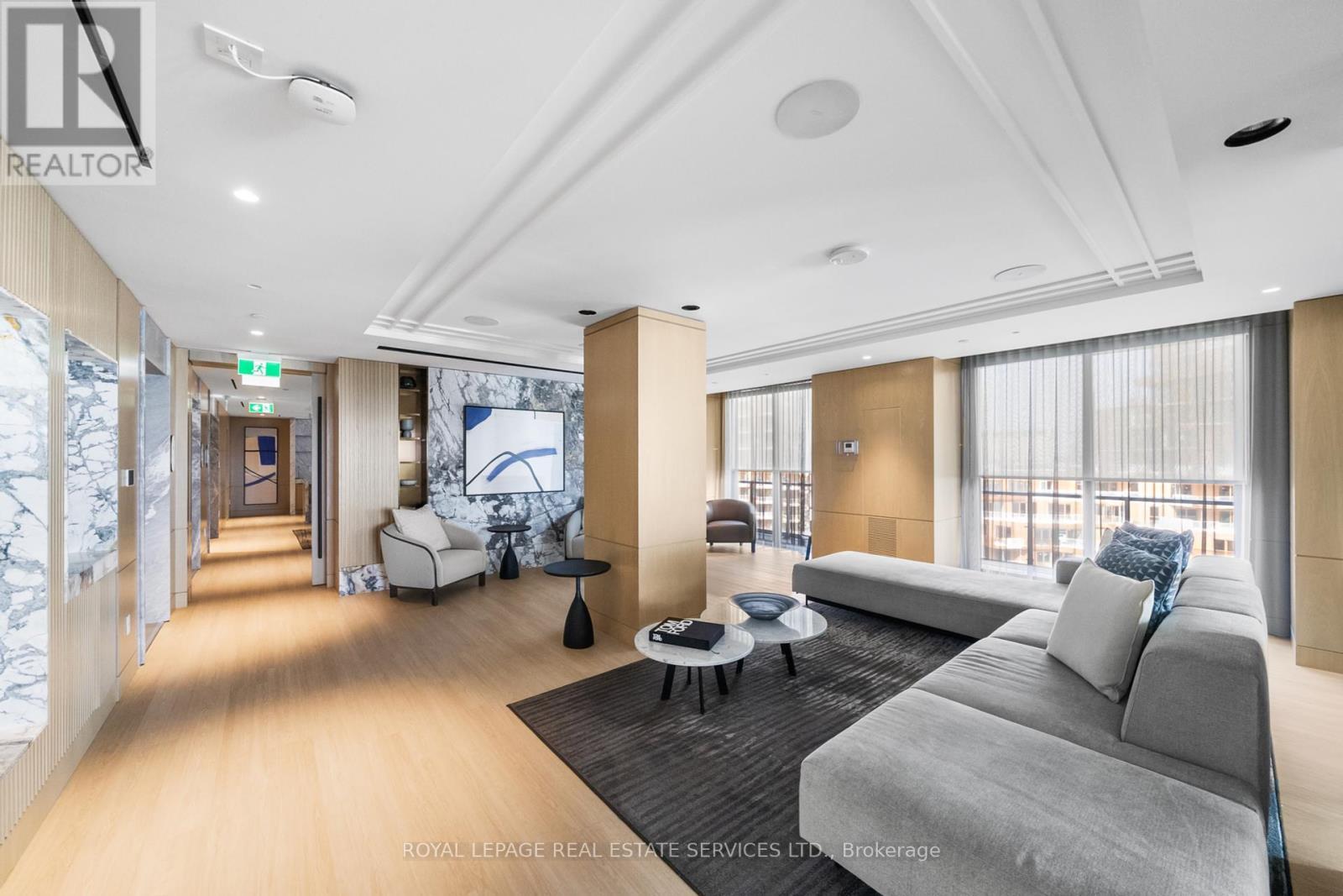 












922 - 118 MERCHANTS' WHARF

,
Toronto,




Ontario
M5A0L3

