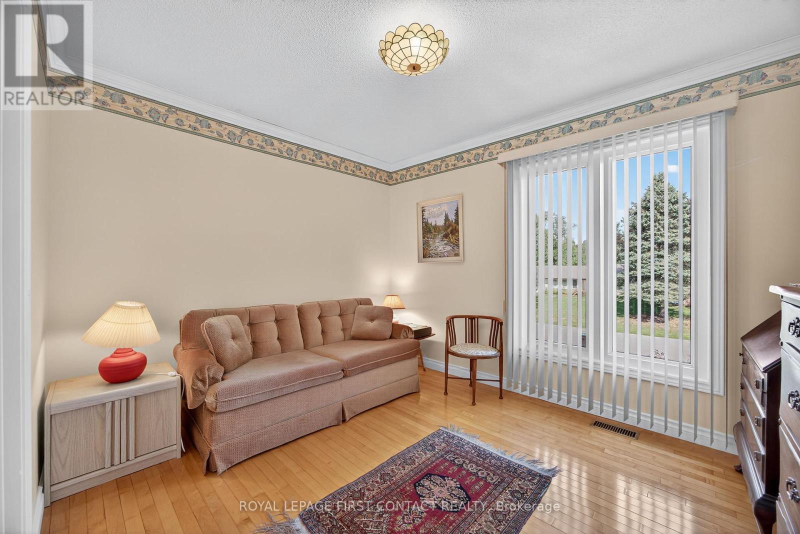 












7 MAPLECREST ROAD

,
Springwater,




Ontario
L9X0P8

