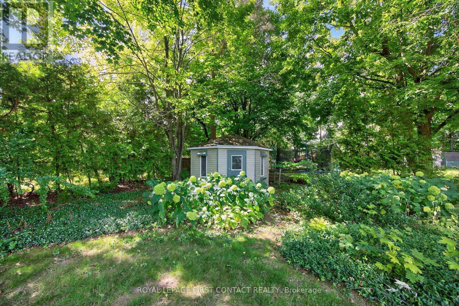 












7 MAPLECREST ROAD

,
Springwater,




Ontario
L9X0P8

