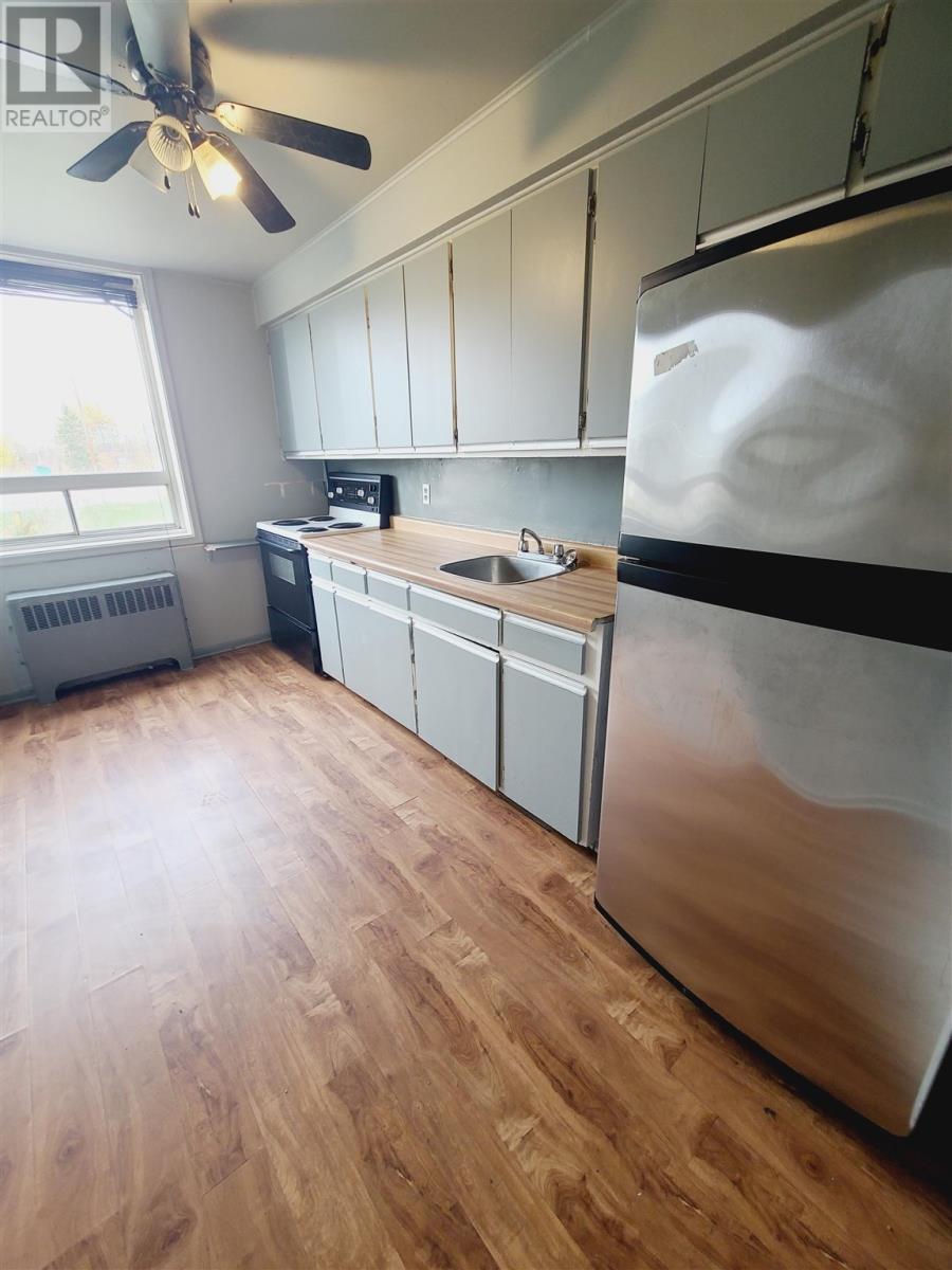 












2-115 Hillside DR N

,
Elliot Lake,




Ontario
P5A1W6

