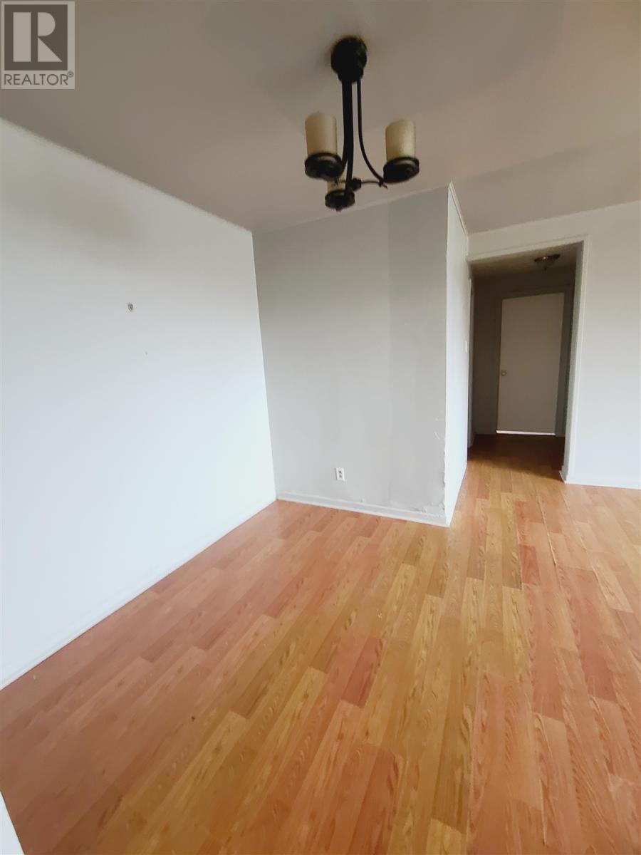 












2-115 Hillside DR N

,
Elliot Lake,




Ontario
P5A1W6

