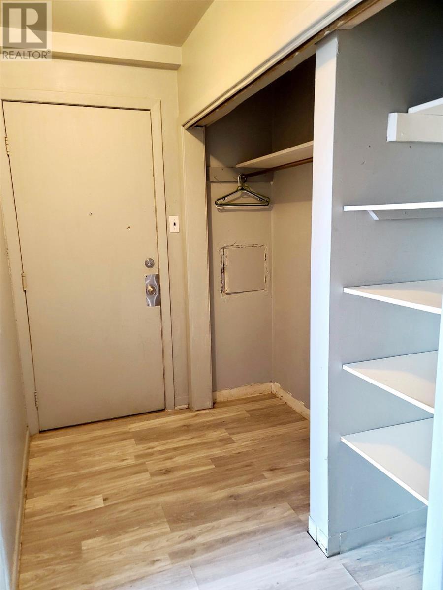 












2-115 Hillside DR N

,
Elliot Lake,




Ontario
P5A1W6

