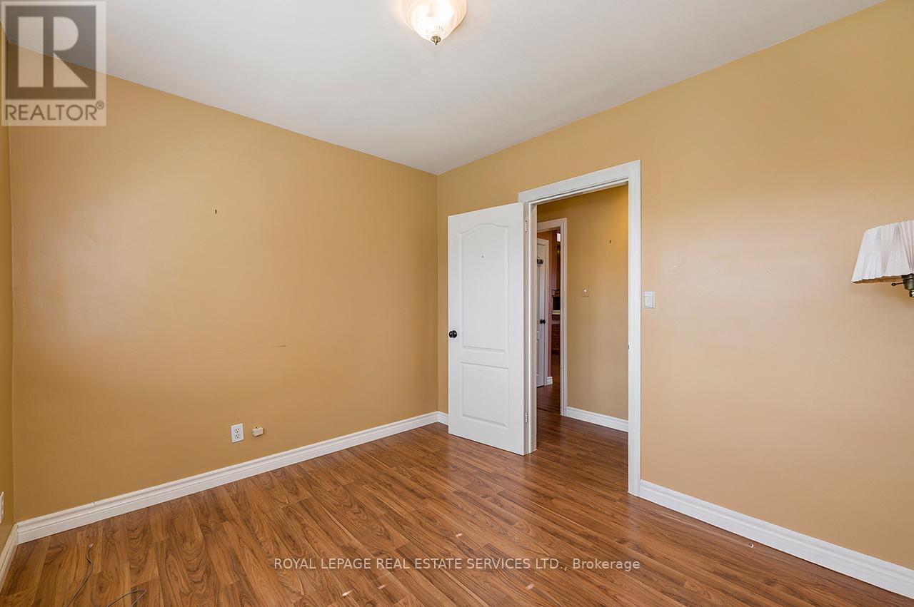 












340 LEONARD STREET

,
Caledon,




Ontario
L7E4Y7

