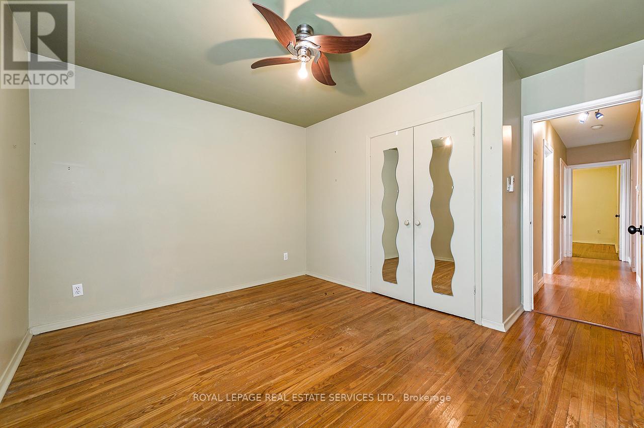 












340 LEONARD STREET

,
Caledon,




Ontario
L7E4Y7

