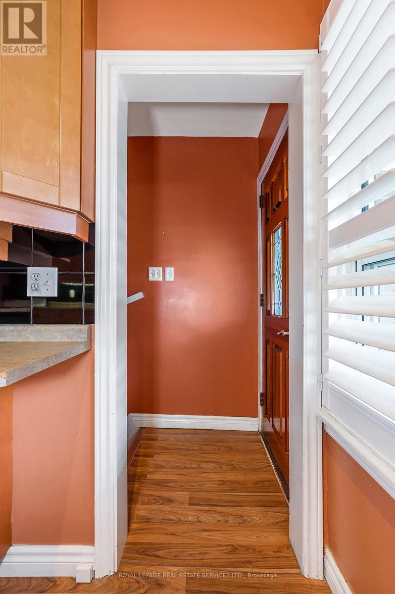 












340 LEONARD STREET

,
Caledon,




Ontario
L7E4Y7

