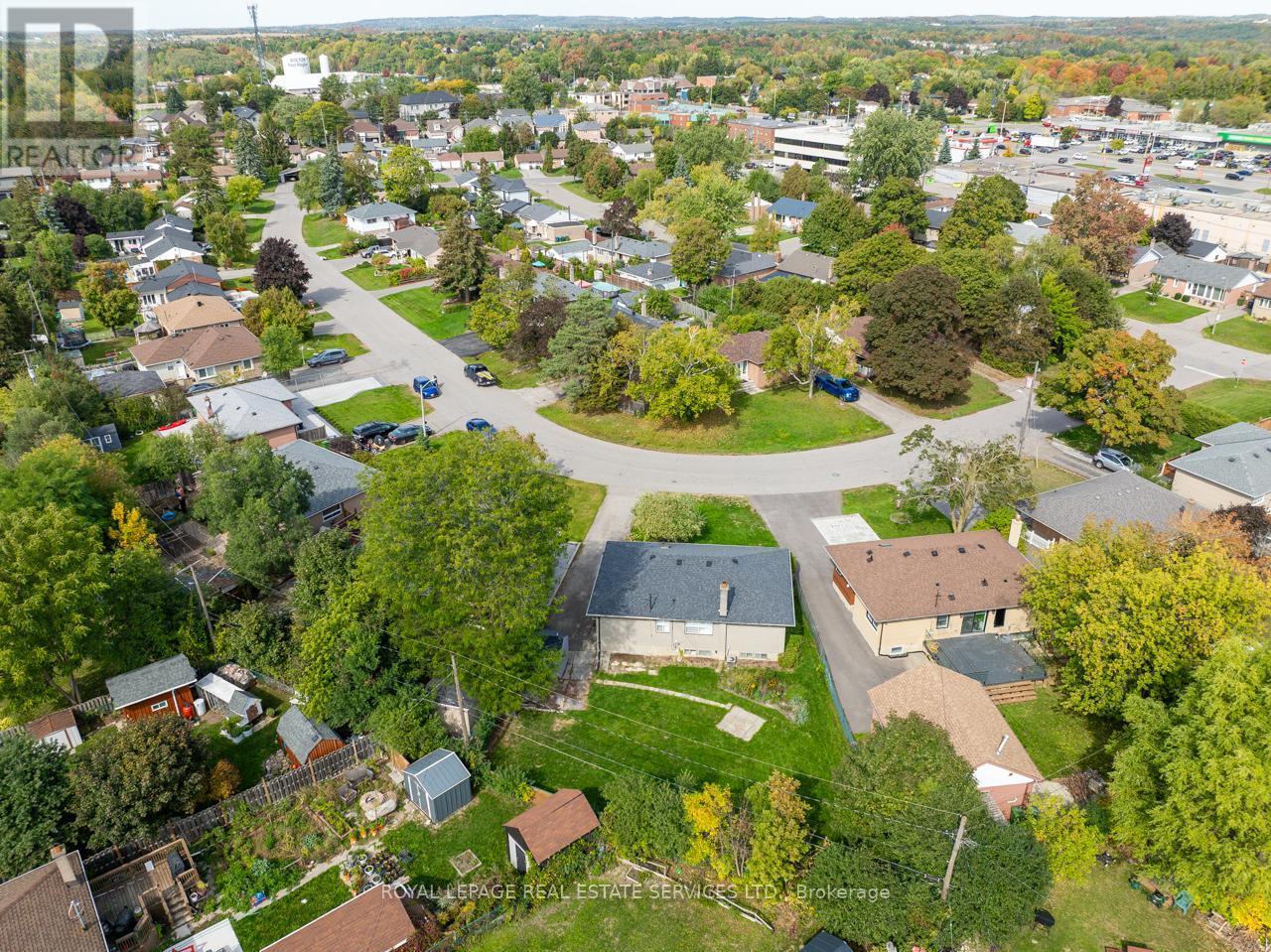 












340 LEONARD STREET

,
Caledon,




Ontario
L7E4Y7

