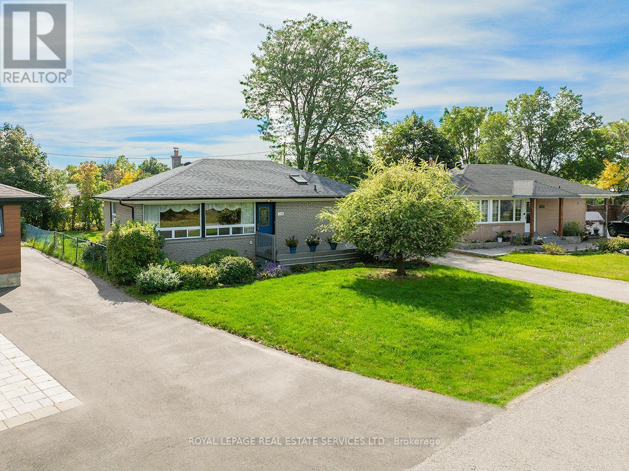 












340 LEONARD STREET

,
Caledon,




Ontario
L7E4Y7

