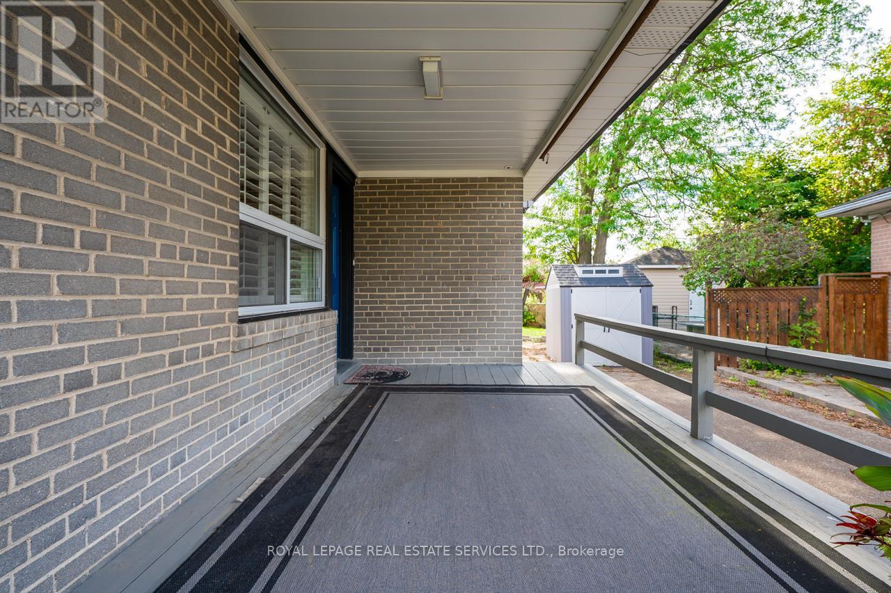 












340 LEONARD STREET

,
Caledon,




Ontario
L7E4Y7

