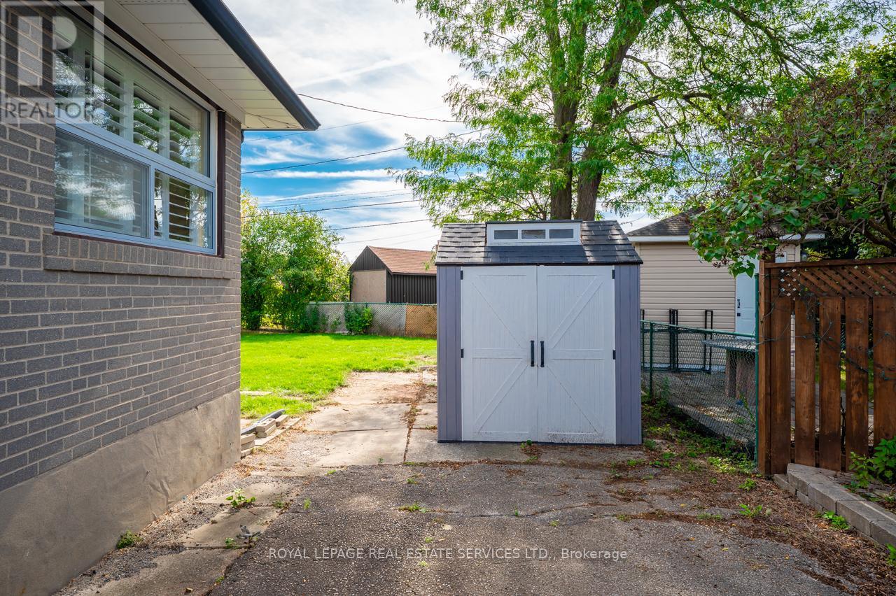 












340 LEONARD STREET

,
Caledon,




Ontario
L7E4Y7

