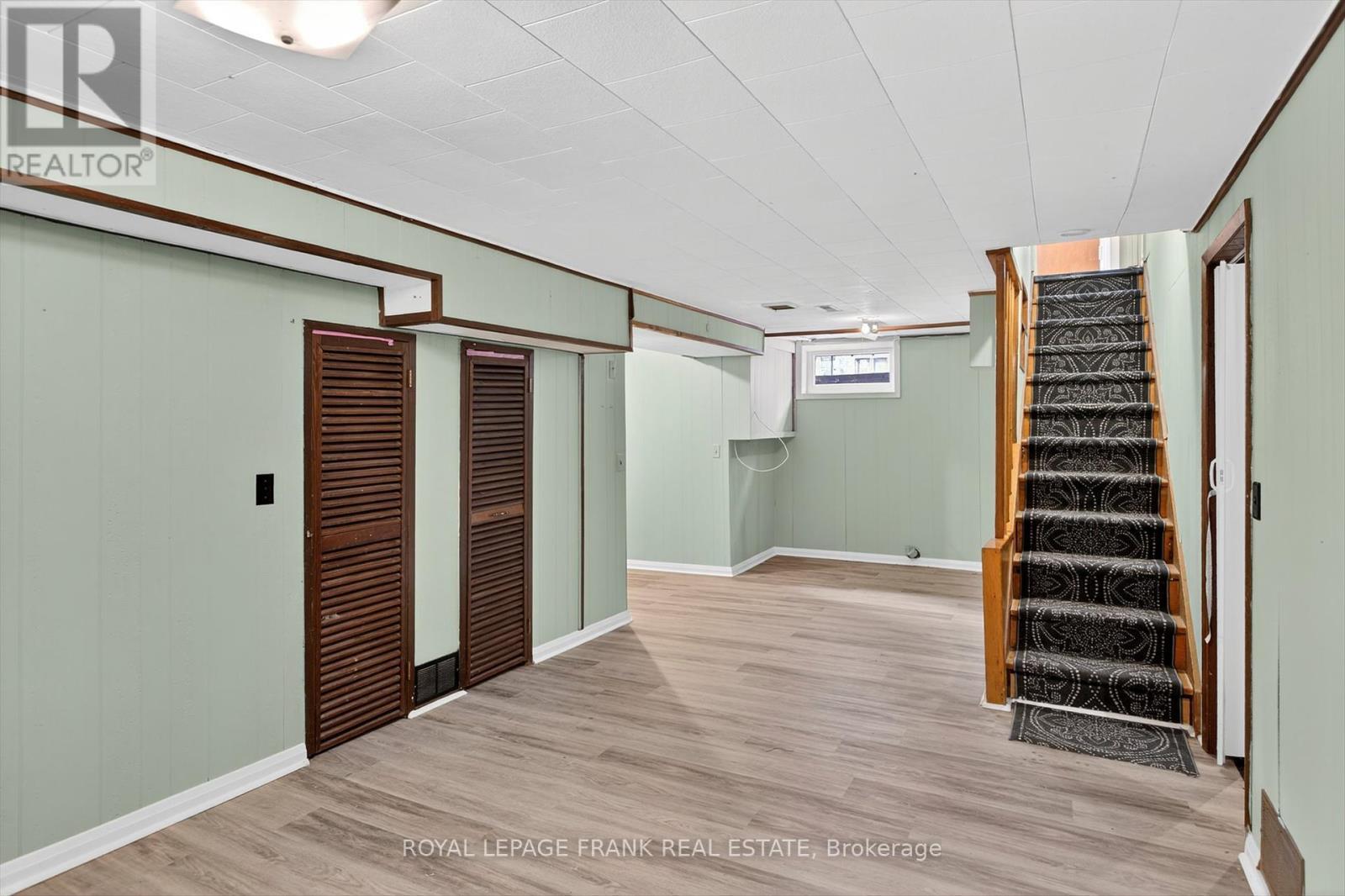 












859 GEORGE STREET N

,
Peterborough (Northcrest Ward 5),




Ontario
K9H3T6

