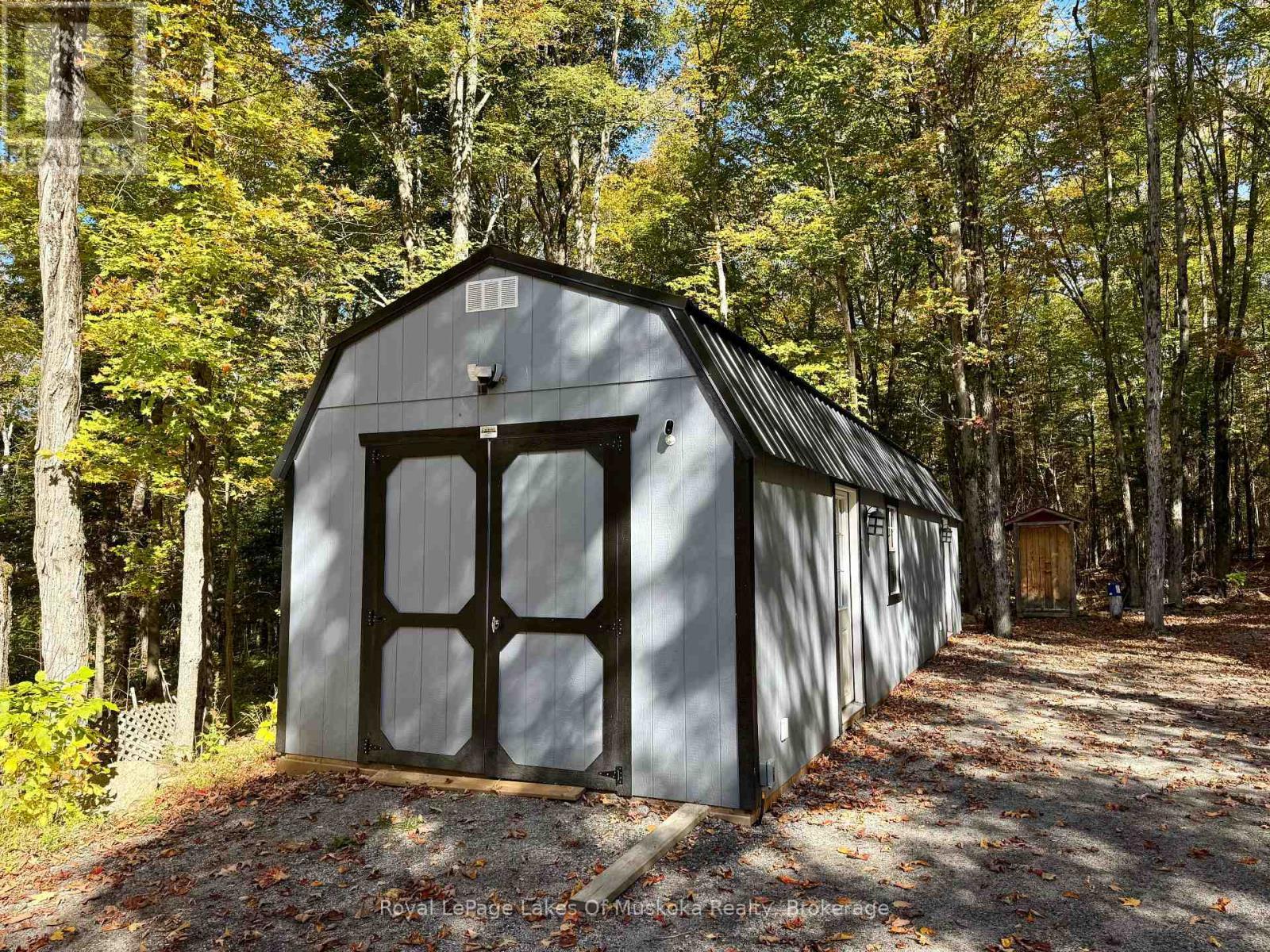 












393 DOE LAKE ROAD

,
Armour,




Ontario
P0A1J0

