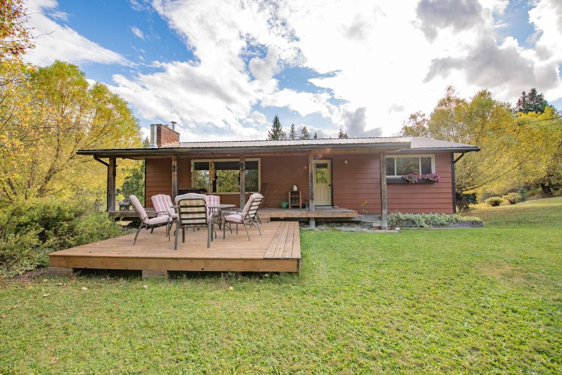 









3144


Creighton Valley

Road,
Cherryville,




BC
V0E 2G3

