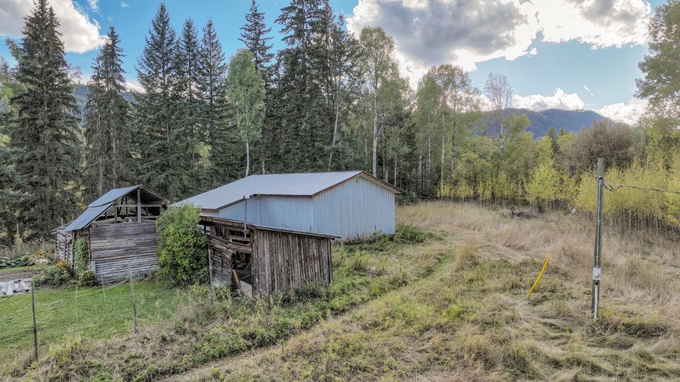 









3144


Creighton Valley

Road,
Cherryville,




BC
V0E 2G3

