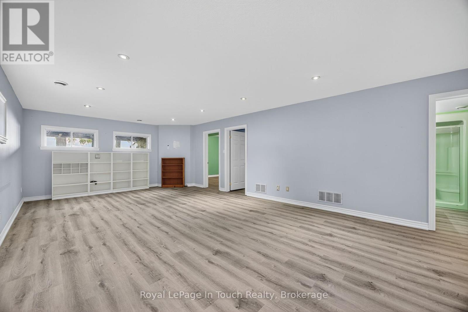 












44 TINY BEACHES ROAD S

,
Tiny,




Ontario
L0L2J0

