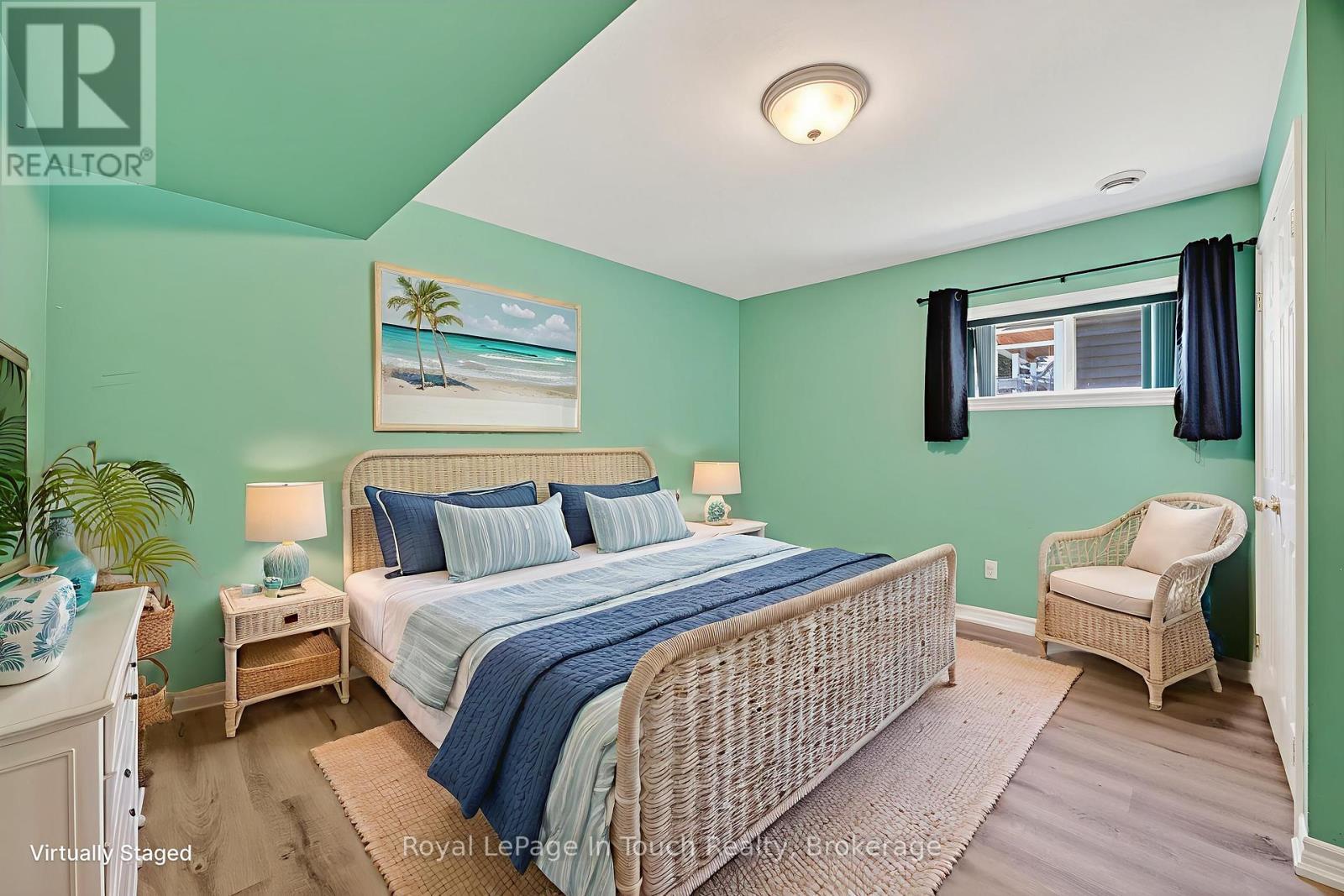 












44 TINY BEACHES ROAD S

,
Tiny,




Ontario
L0L2J0

