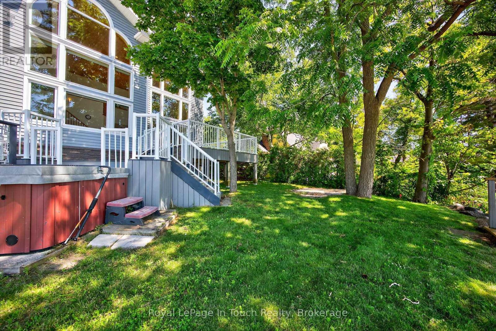 












44 TINY BEACHES ROAD S

,
Tiny,




Ontario
L0L2J0

