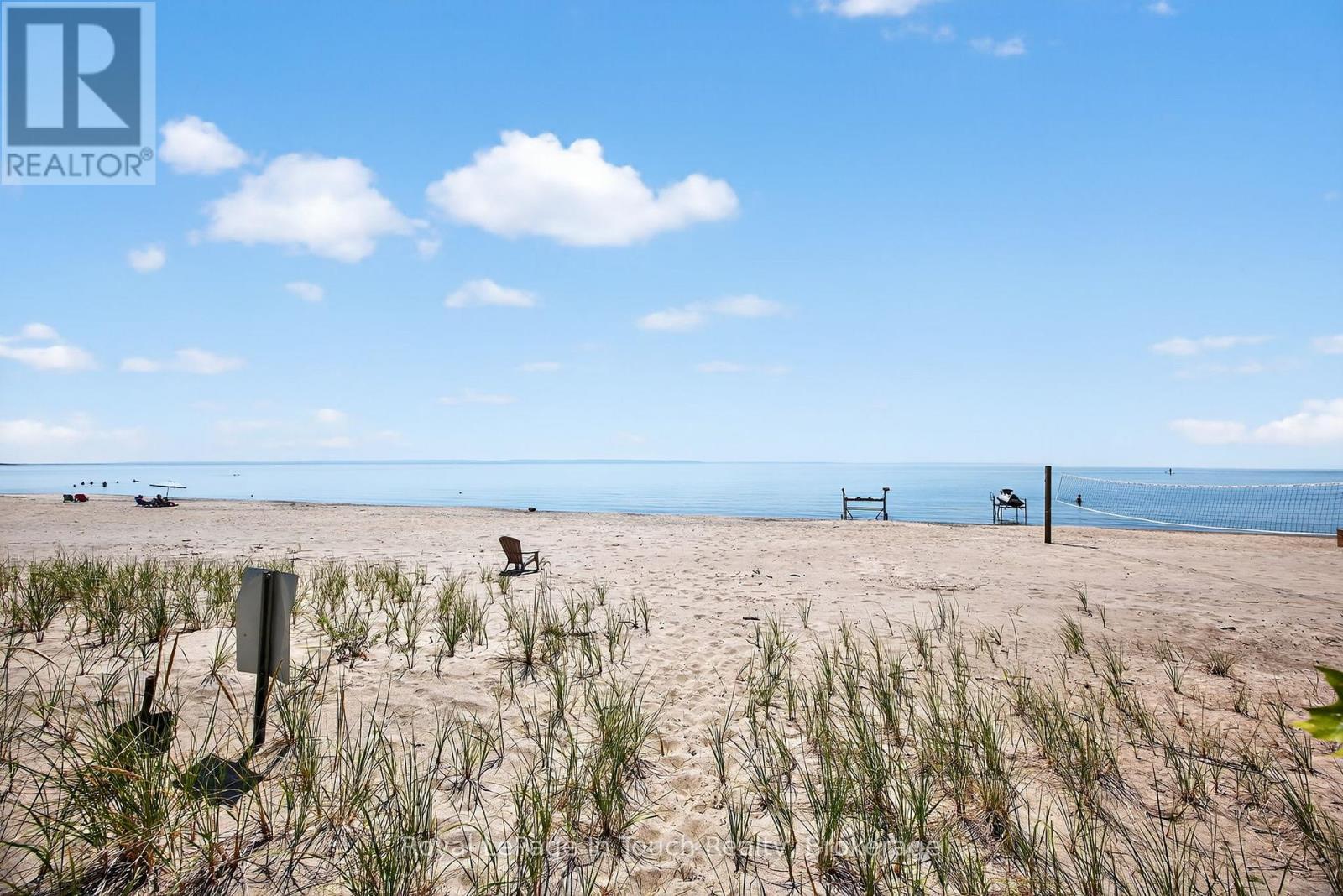 












44 TINY BEACHES ROAD S

,
Tiny,




Ontario
L0L2J0

