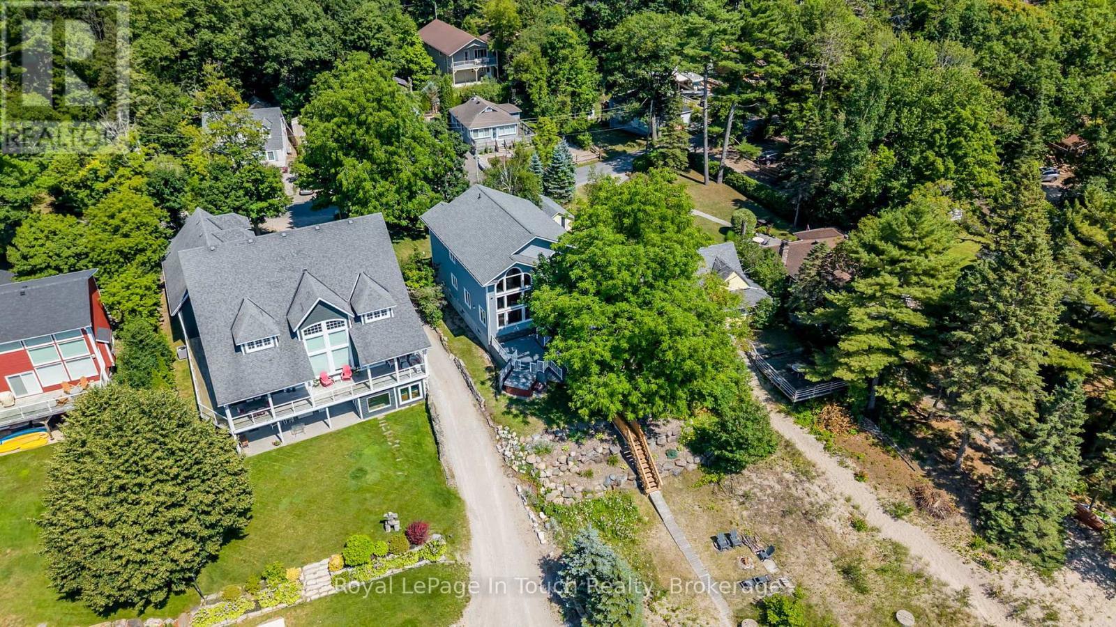 












44 TINY BEACHES ROAD S

,
Tiny,




Ontario
L0L2J0

