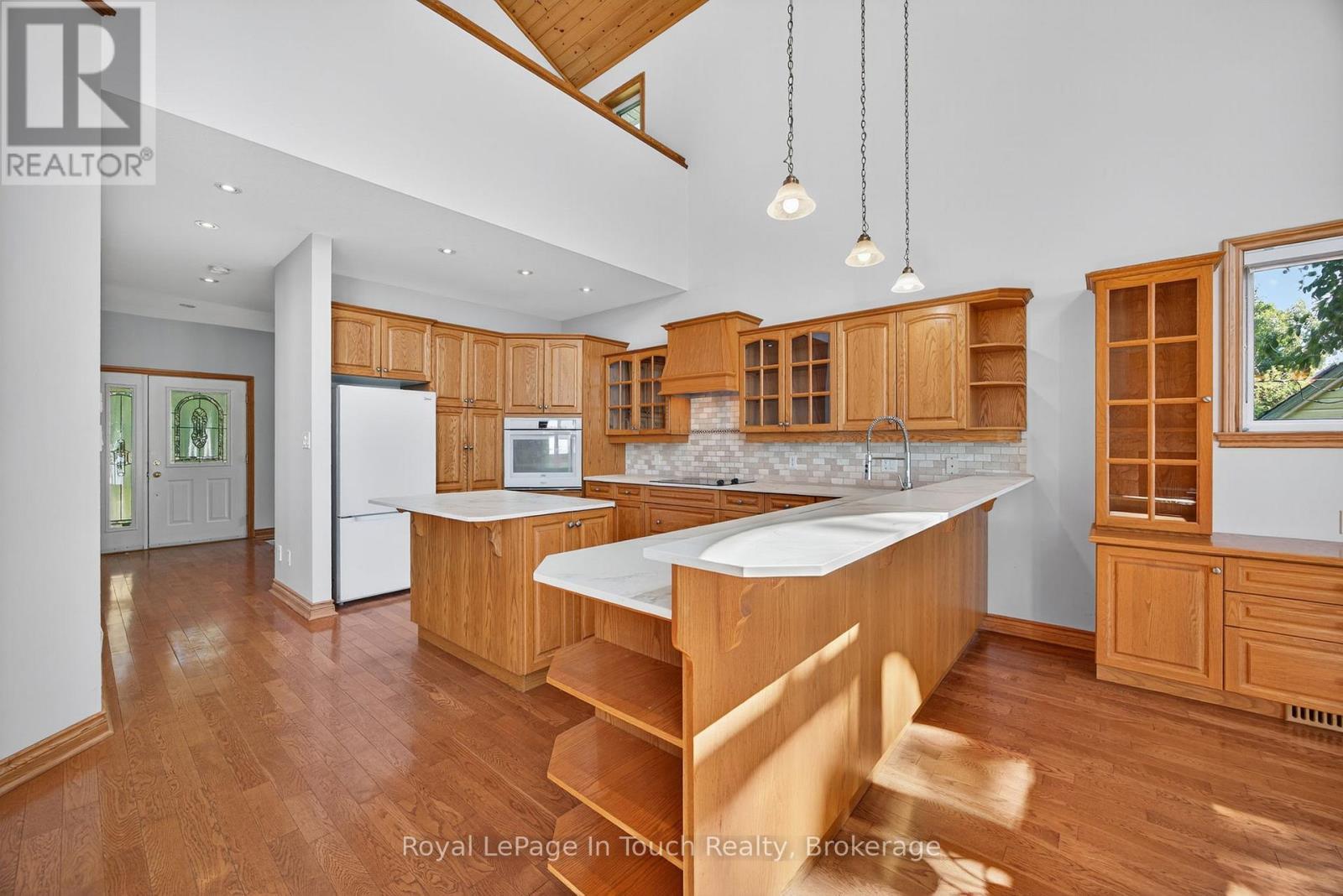 












44 TINY BEACHES ROAD S

,
Tiny,




Ontario
L0L2J0

