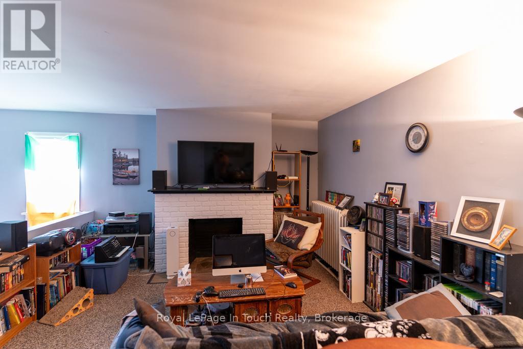 












505 KING STREET

,
Midland,




Ontario
L4R3N5

