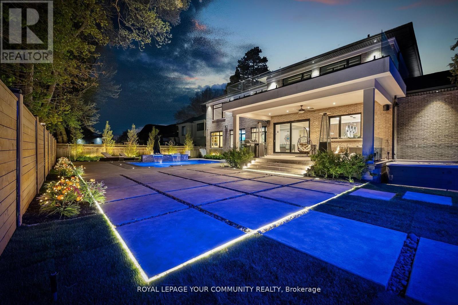 












115 PATRICIA DRIVE

,
King,




Ontario
L7B1H3

