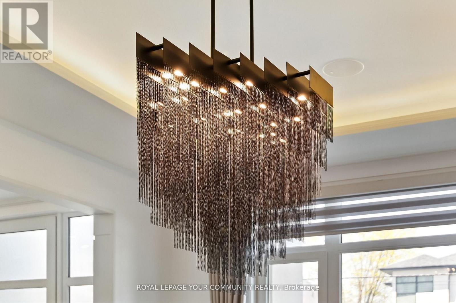 












115 PATRICIA DRIVE

,
King,




Ontario
L7B1H3

