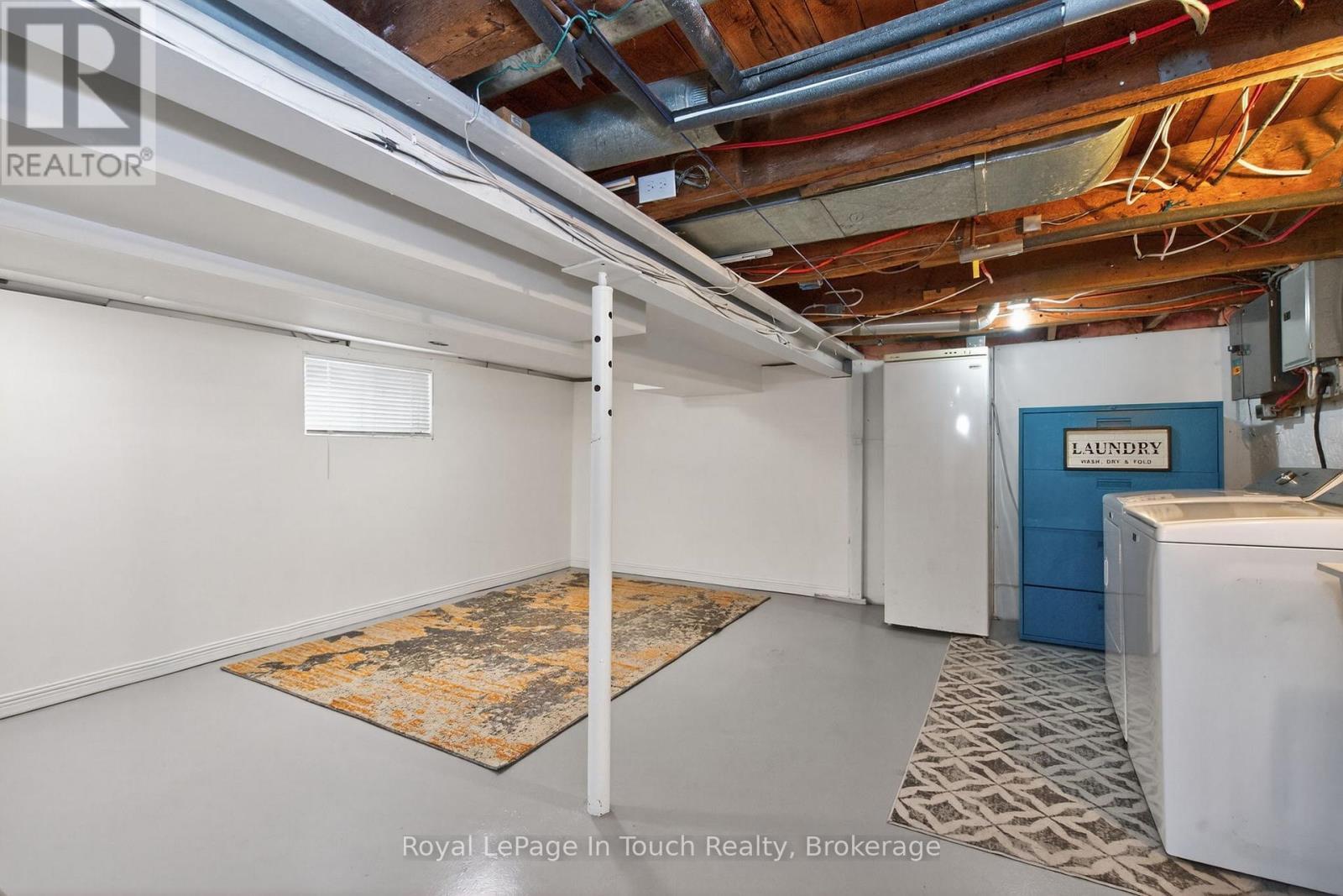 












330 THIRD STREET

,
Midland,




Ontario
L4R3S7

