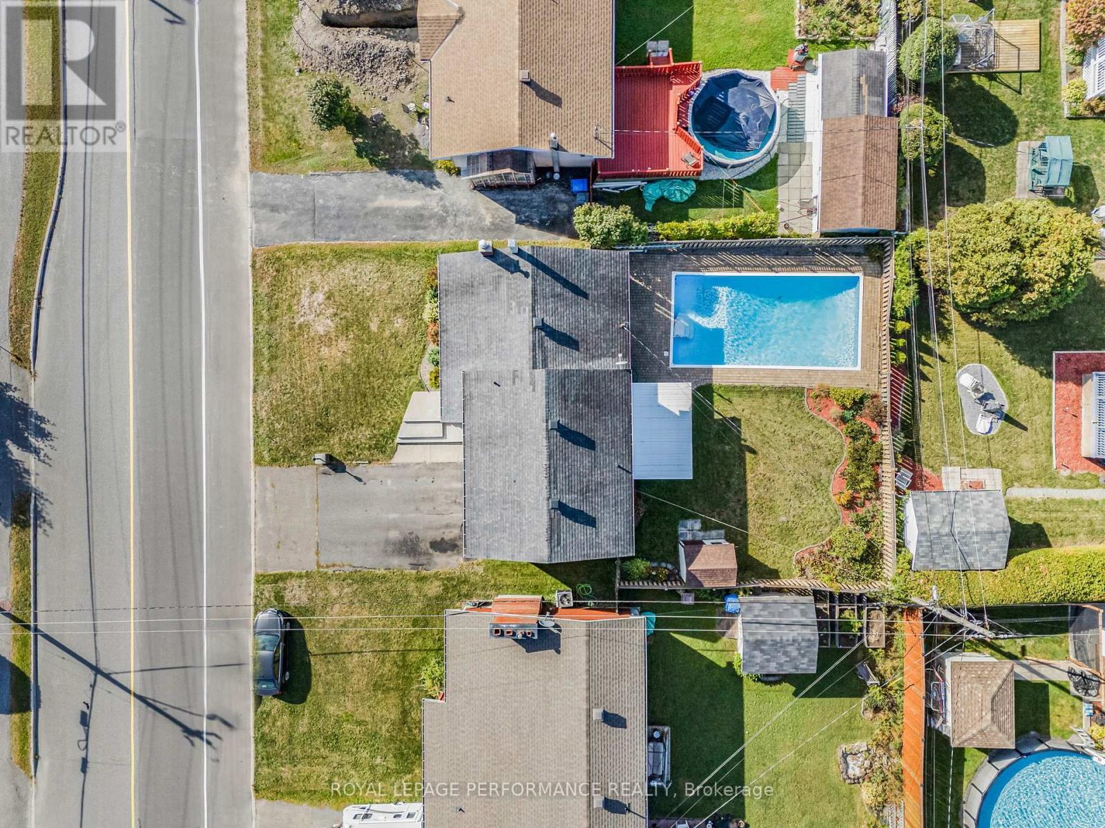 












454 WEST STREET

,
Hawkesbury,




Ontario
K6A2R1

