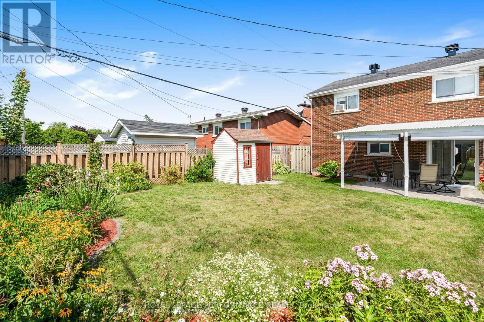 












454 WEST STREET

,
Hawkesbury,




Ontario
K6A2R1

