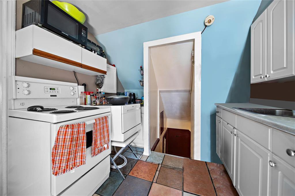 












45 Furby Street

,
Winnipeg,




Manitoba
R3G2A2

