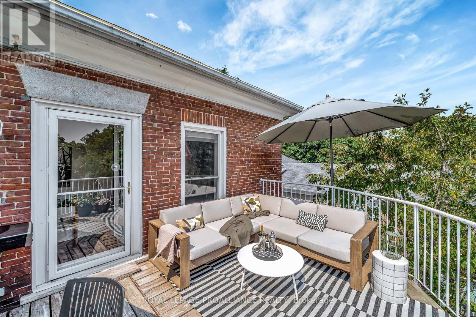 












3 - 99 BRIDGE STREET E

,
Belleville (Belleville Ward),




Ontario
K8N1M2

