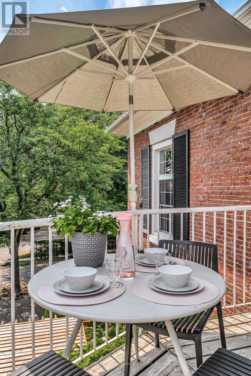 












3 - 99 BRIDGE STREET E

,
Belleville (Belleville Ward),




Ontario
K8N1M2

