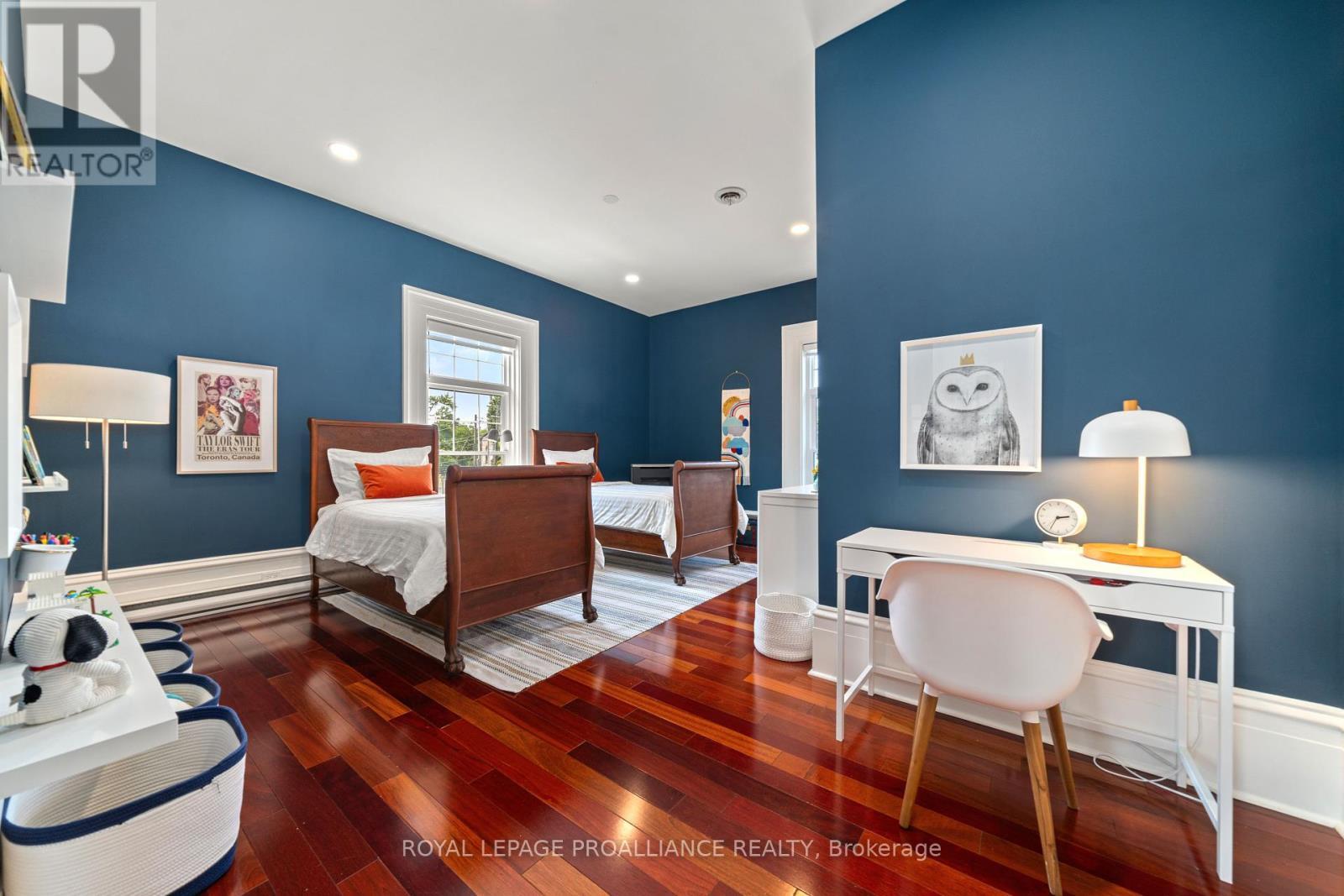 












3 - 99 BRIDGE STREET E

,
Belleville (Belleville Ward),




Ontario
K8N1M2

