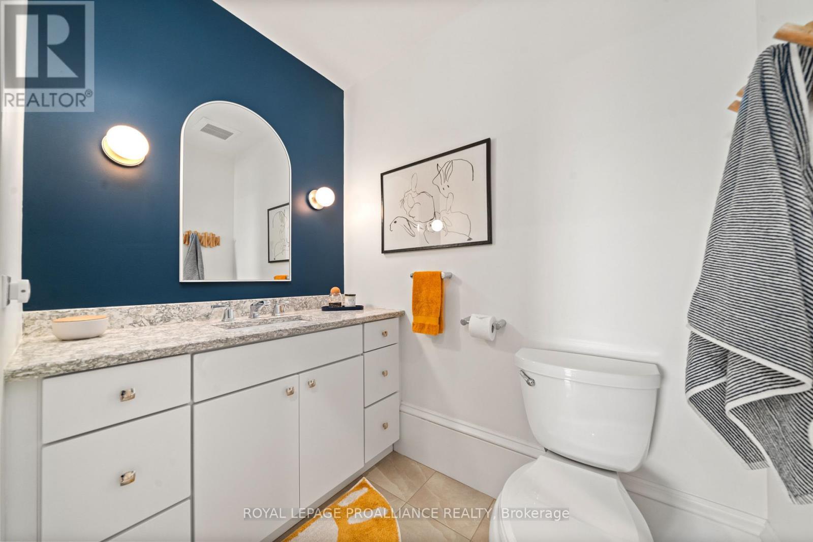 












3 - 99 BRIDGE STREET E

,
Belleville (Belleville Ward),




Ontario
K8N1M2

