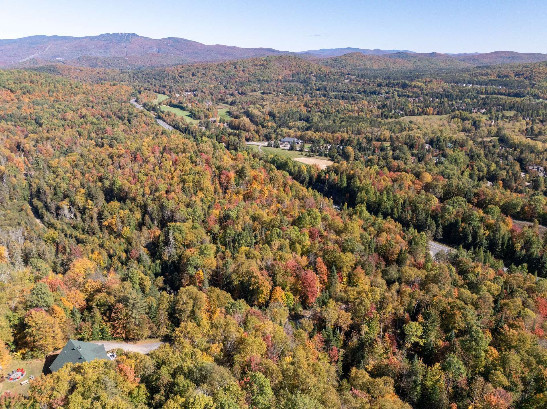 












Ch. de la Paroi

,
Mont-Tremblant,







QC
J8E2G1

