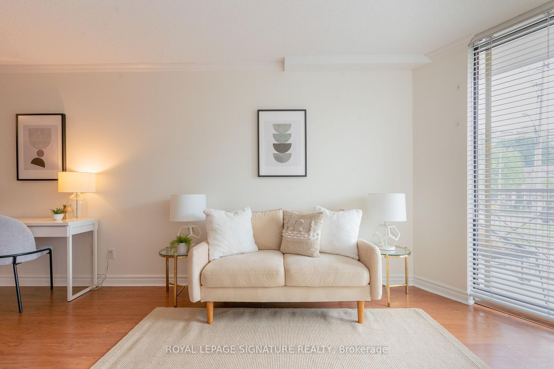 









356


McRae

Drive, 206,
Toronto,




ON
M4G 4G4

