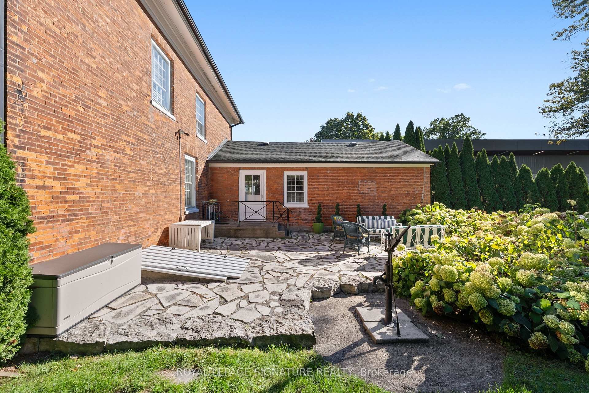 









3804


Main

Street,
Lincoln,




ON
L0R 1S0

