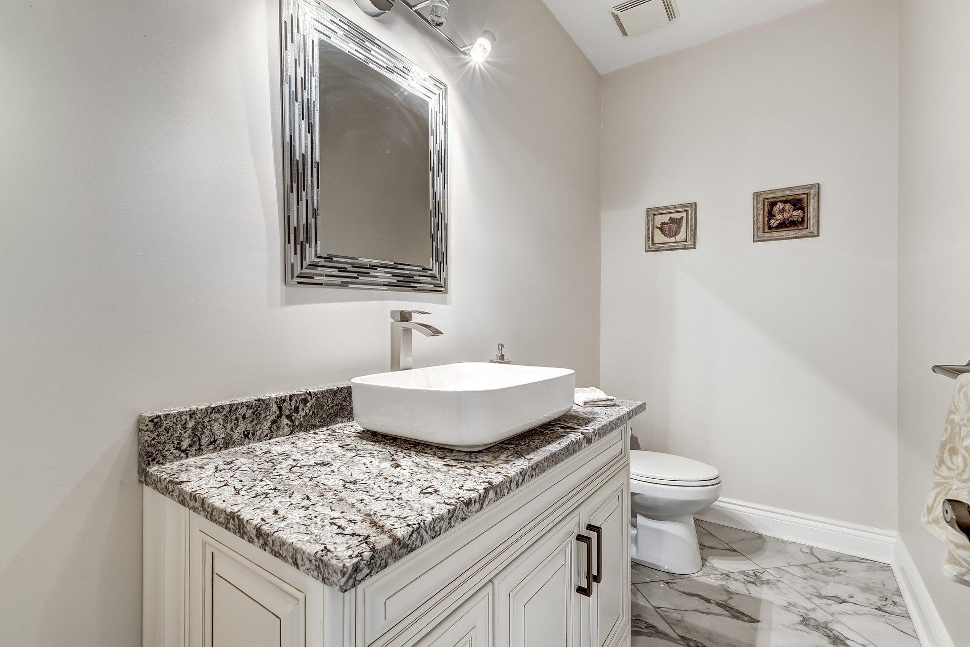 









425


Av. des Crécerelles

,
Beaconsfield,




QC
H9W6H2

