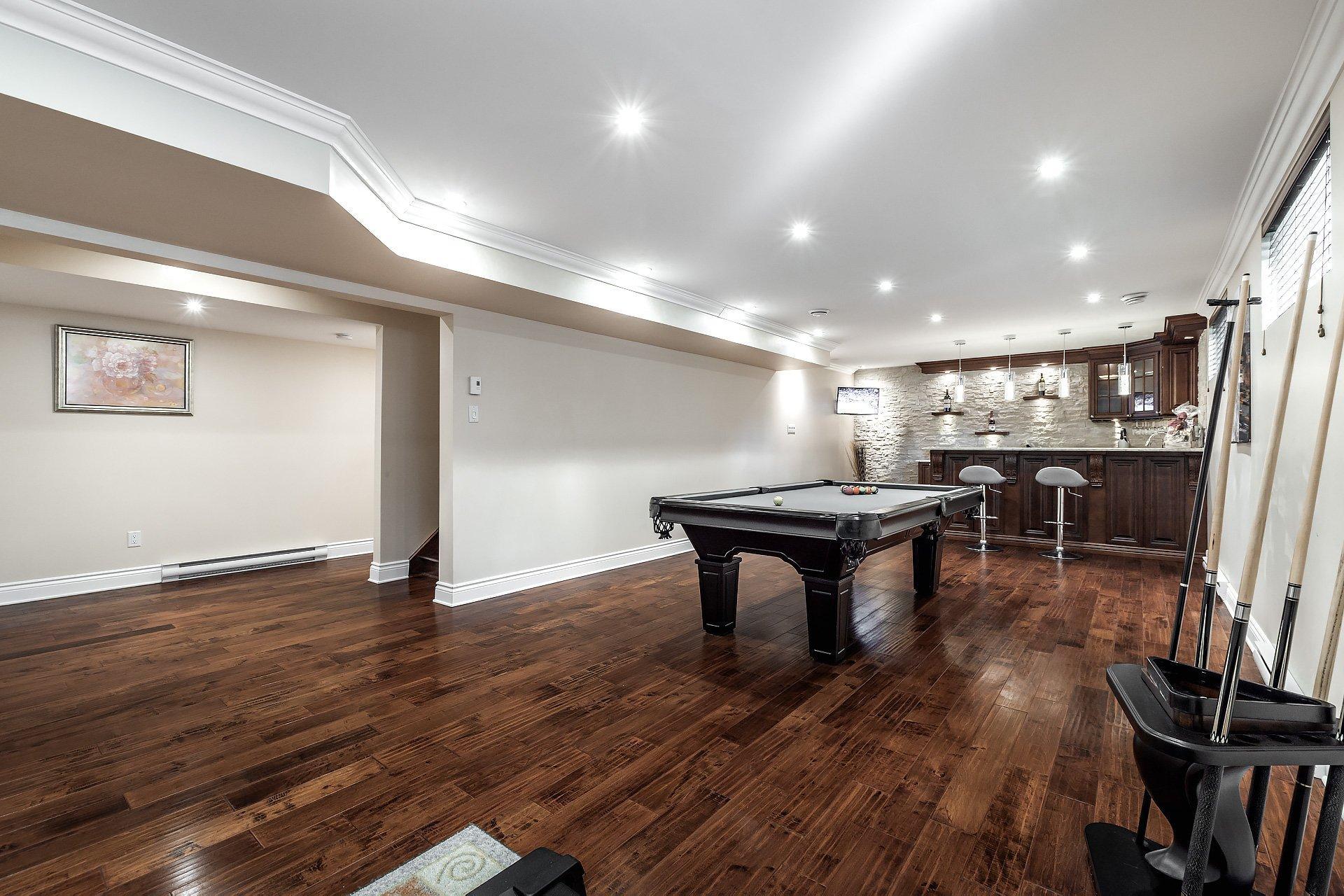 









425


Av. des Crécerelles

,
Beaconsfield,




QC
H9W6H2

