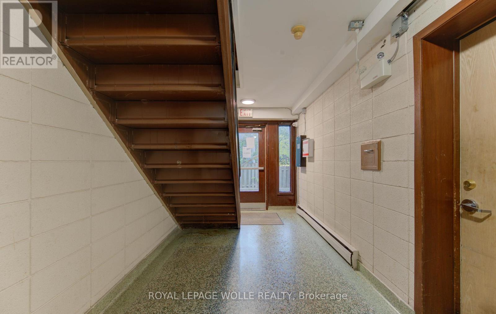 












50 GORDON AVENUE

,
Kitchener,




Ontario
N2H1N8

