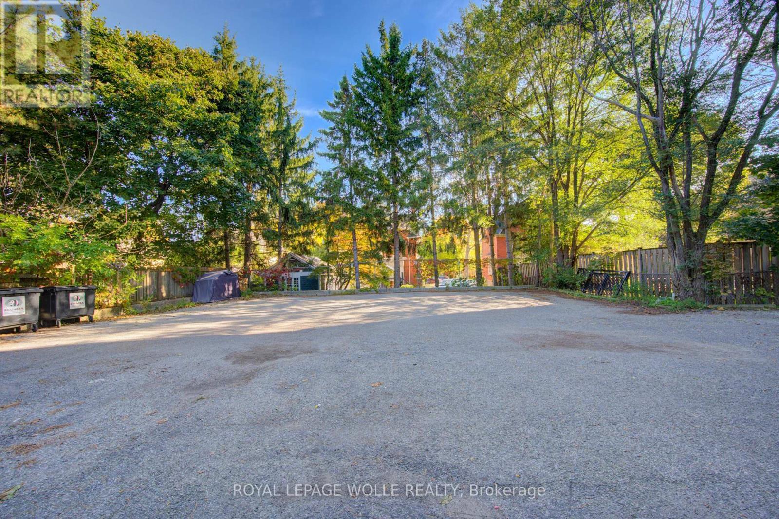 












50 GORDON AVENUE

,
Kitchener,




Ontario
N2H1N8

