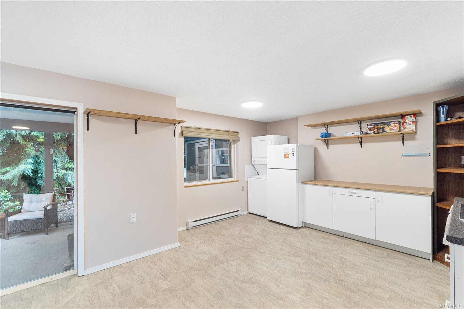 









1684


Lailah's

Loop,
Qualicum Beach,




BC
V9K 2S3

