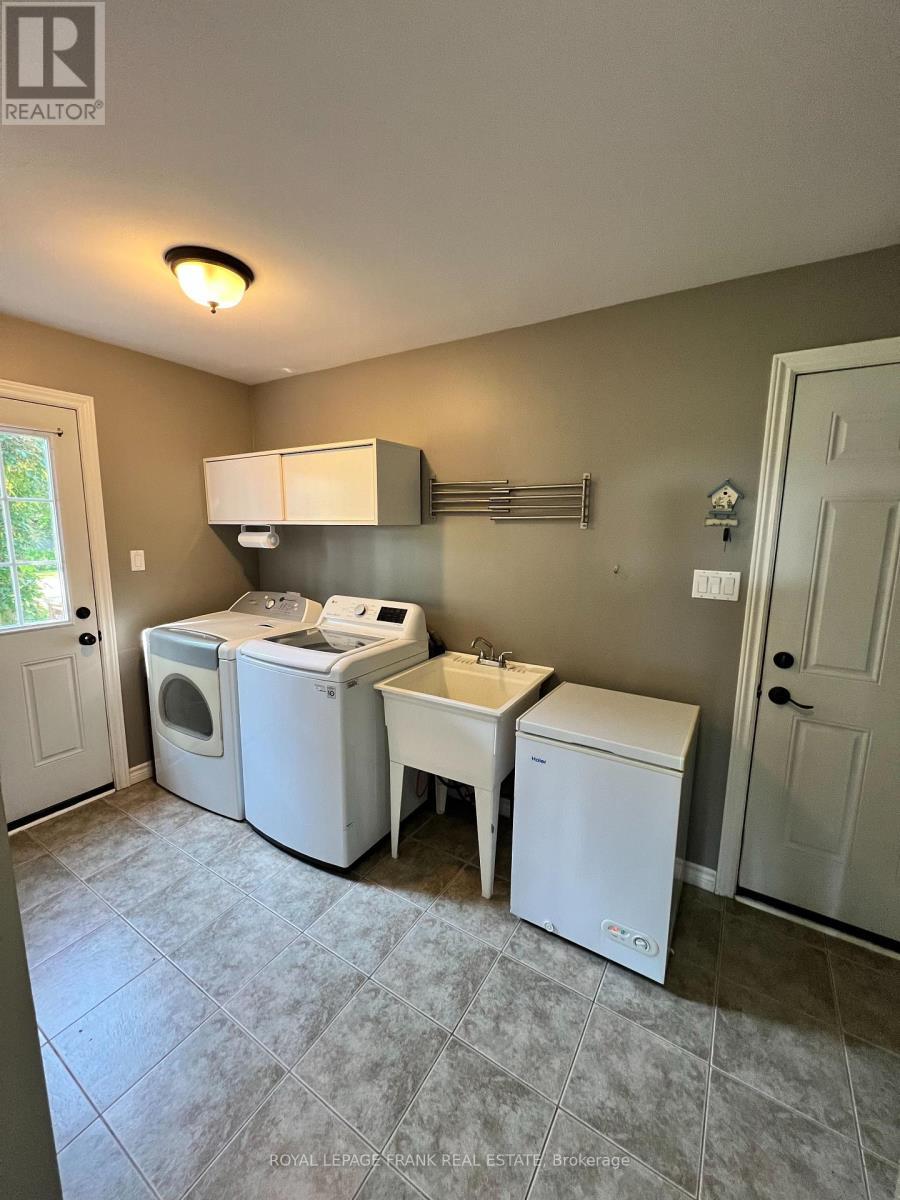 












19826 HIGHWAY 12 HIGHWAY

,
Scugog,




Ontario
L0C1B0

