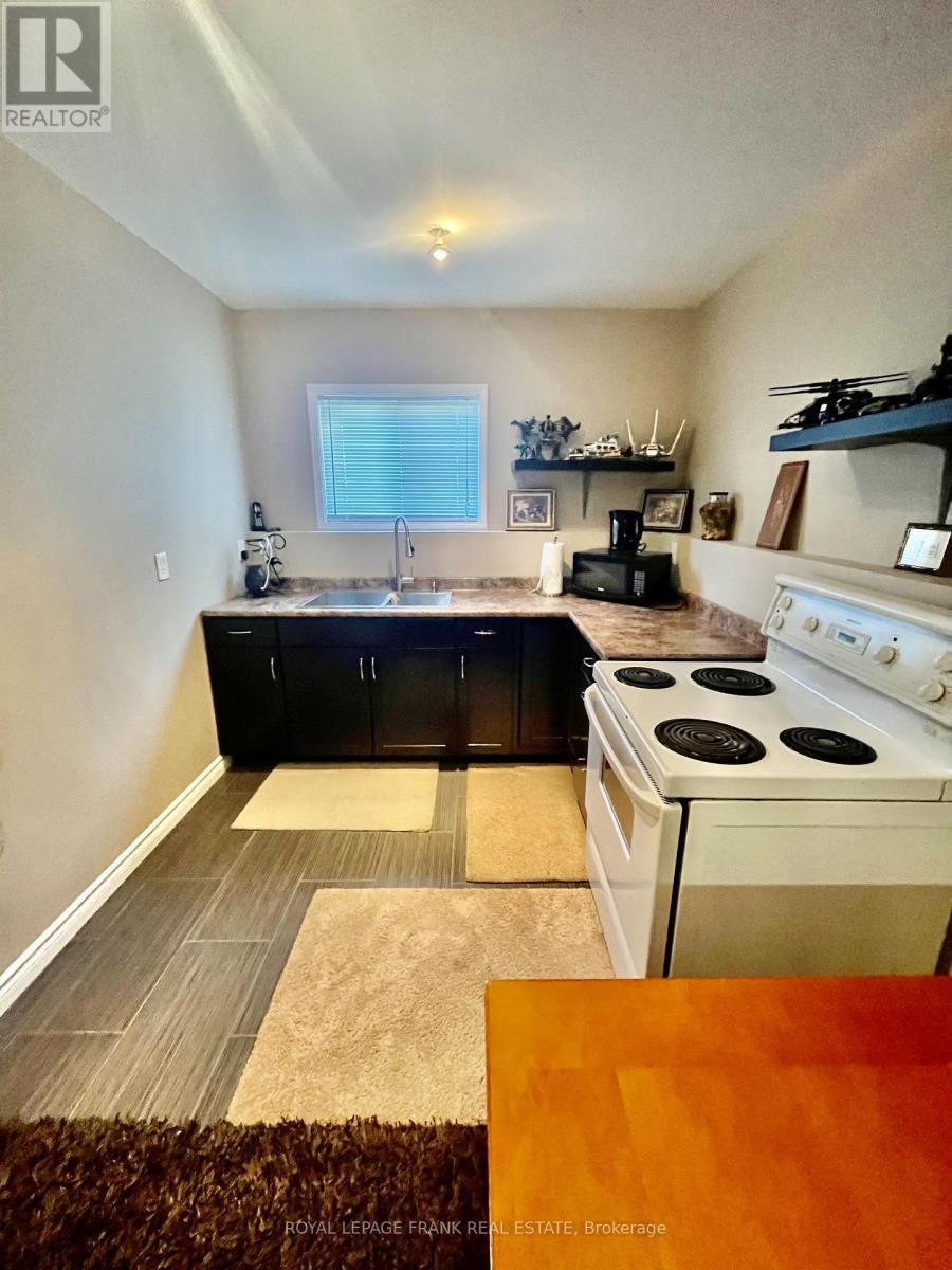 












15359 LITTLE LAKE ROAD

,
Brighton,




Ontario
K0K1H0

