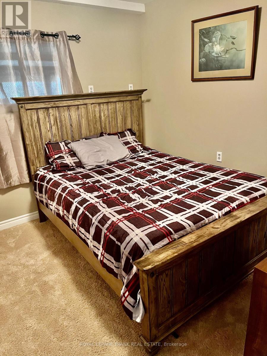 












15359 LITTLE LAKE ROAD

,
Brighton,




Ontario
K0K1H0

