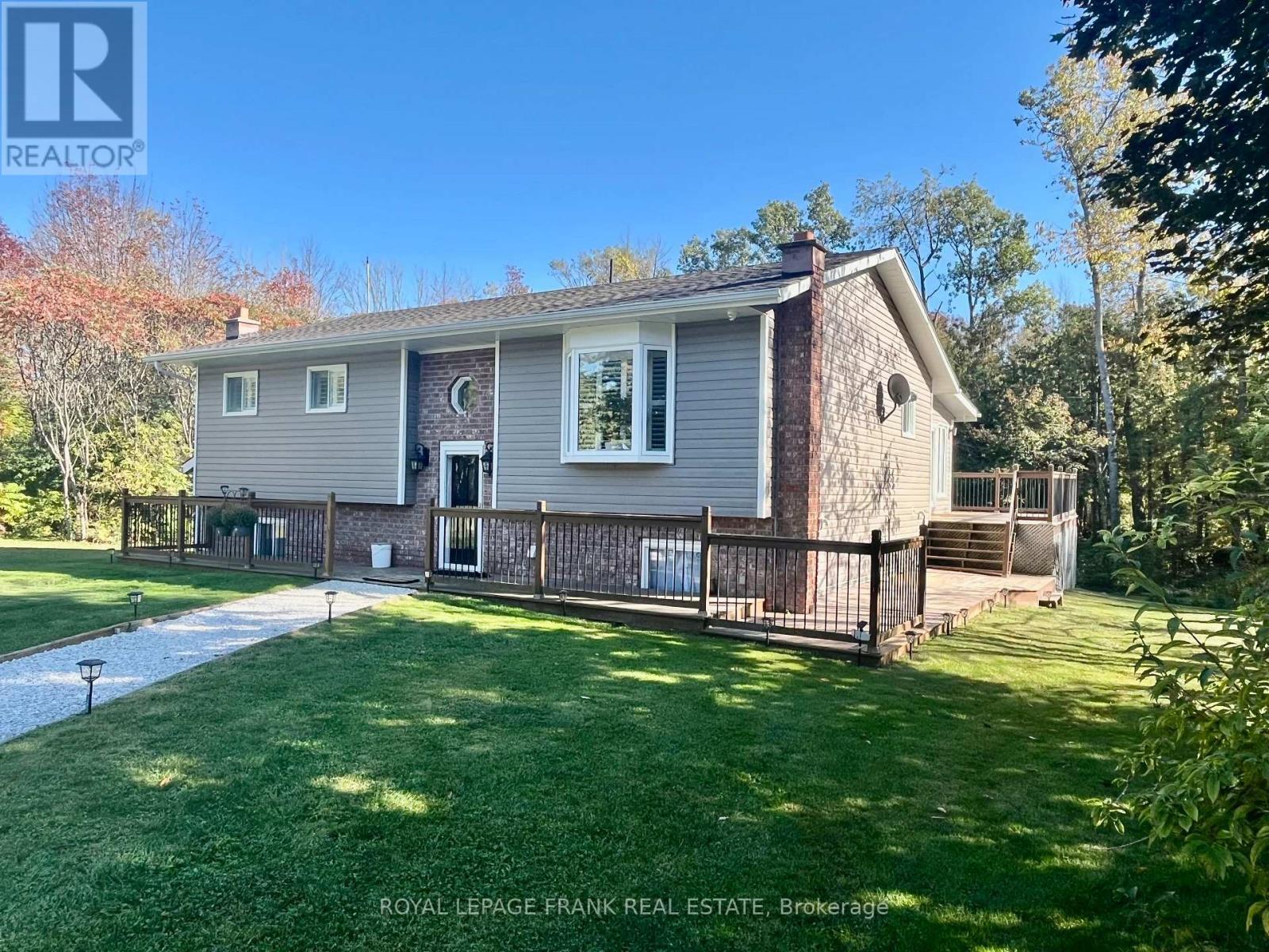 












15359 LITTLE LAKE ROAD

,
Brighton,




Ontario
K0K1H0

