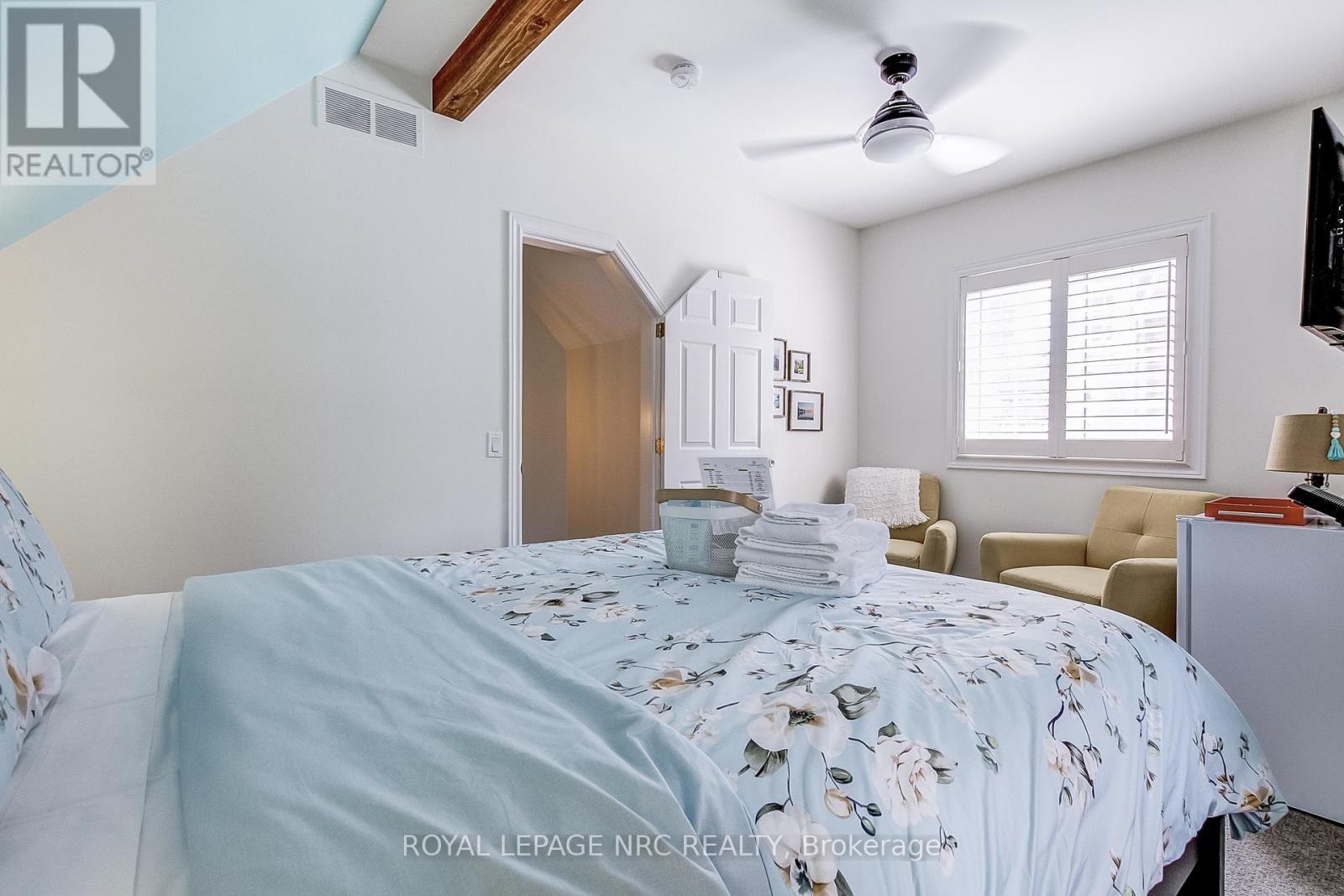 












330 GATE STREET

,
Niagara-on-the-Lake (Town),




Ontario
L0S1J0

