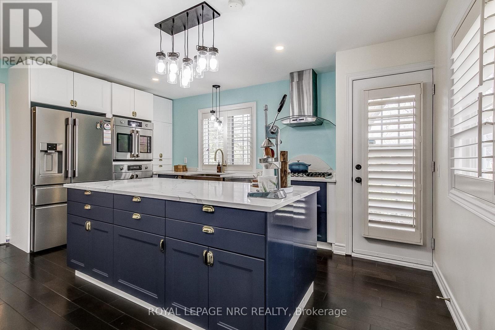 












330 GATE STREET

,
Niagara-on-the-Lake (Town),




Ontario
L0S1J0

