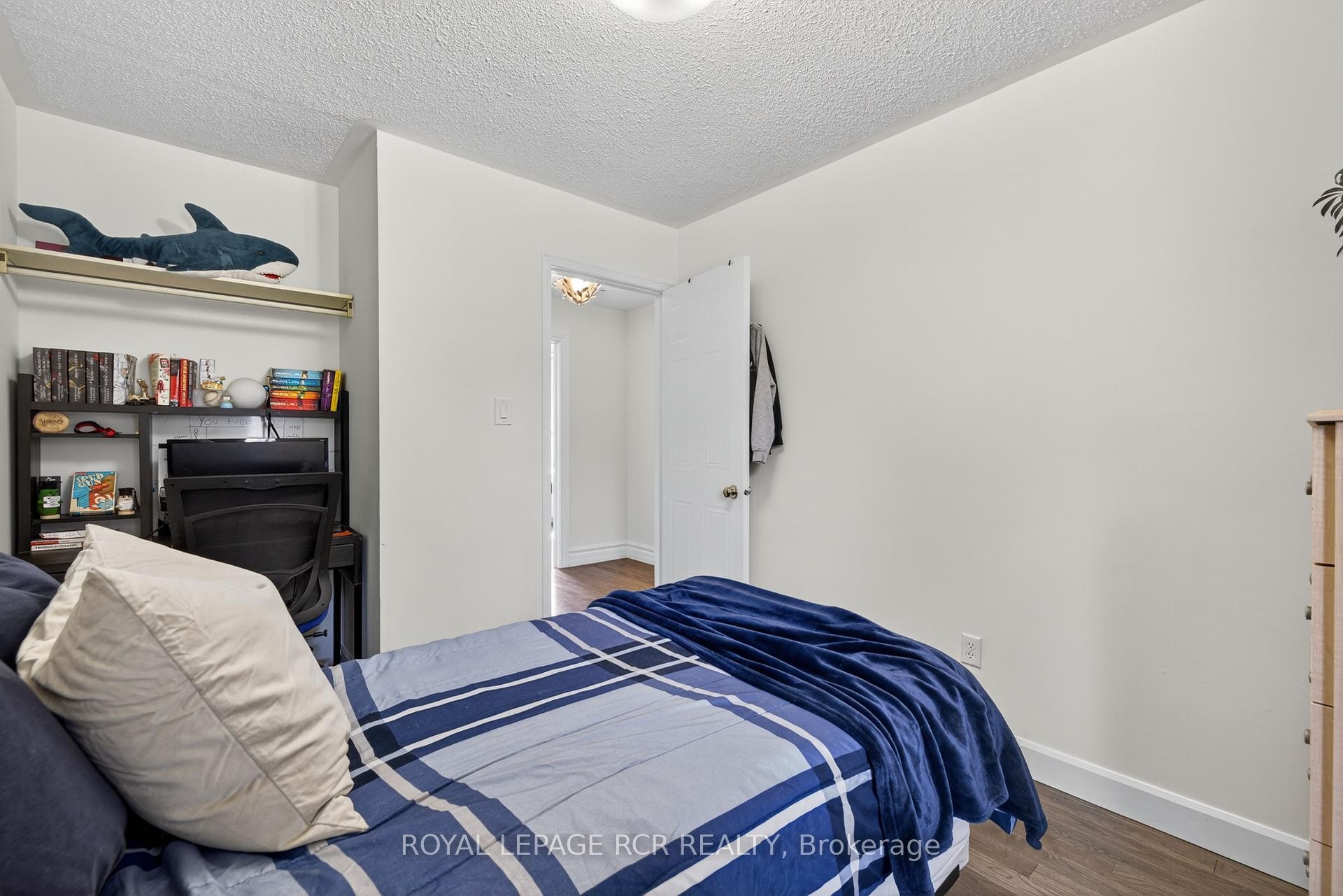 









33


Summerhill

Road,
East Gwillimbury,




ON
L9N 1C6

