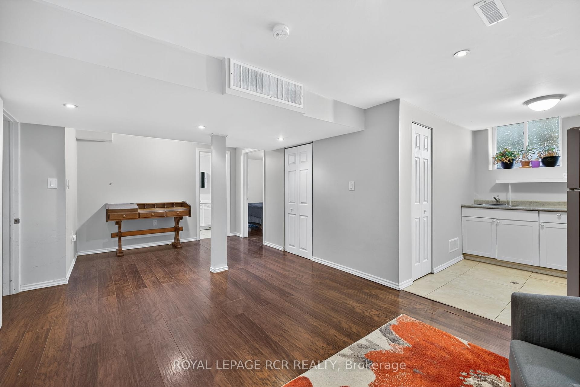 









33


Summerhill

Road,
East Gwillimbury,




ON
L9N 1C6

